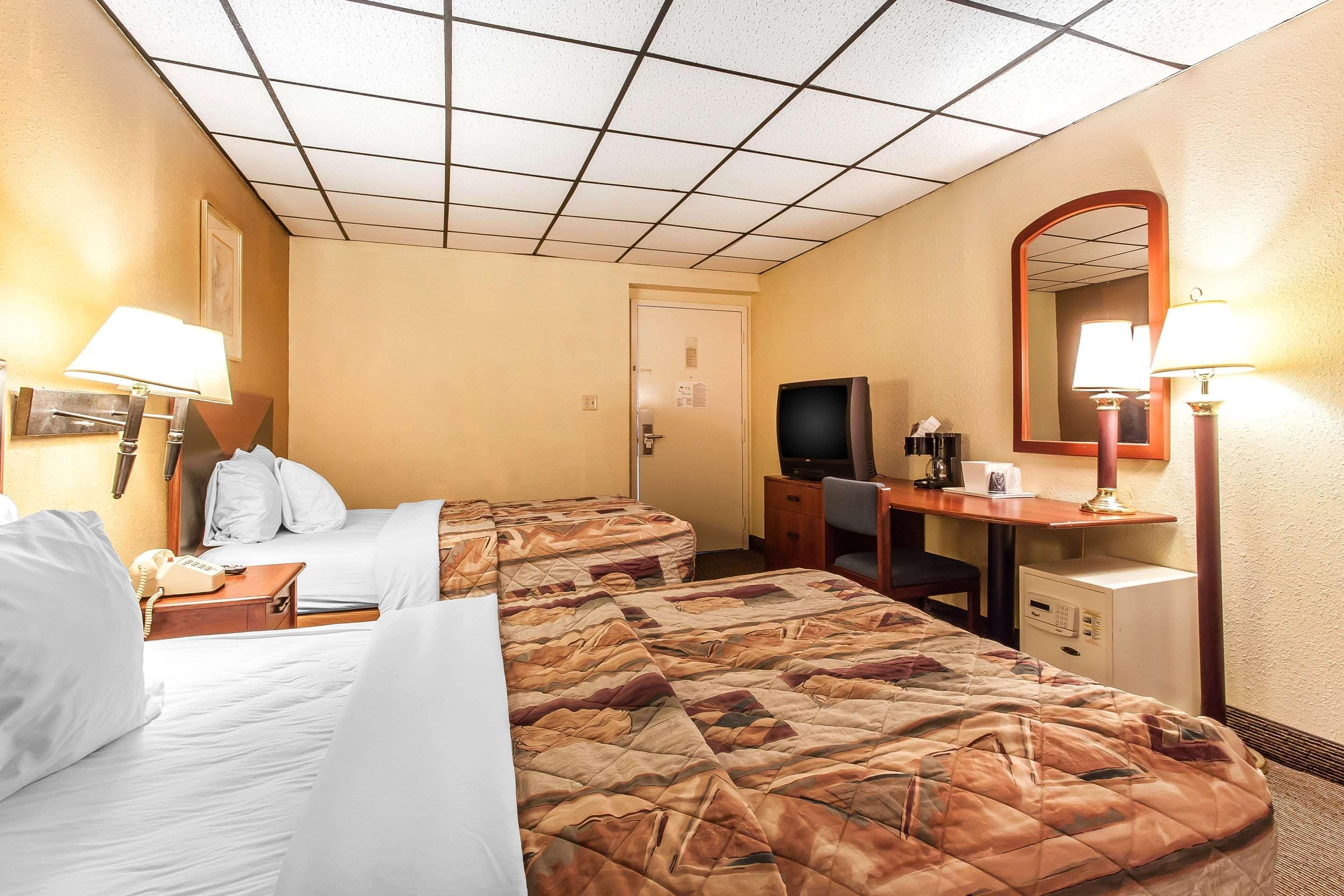 Rodeway Inn North Sandusky Eksteriør billede